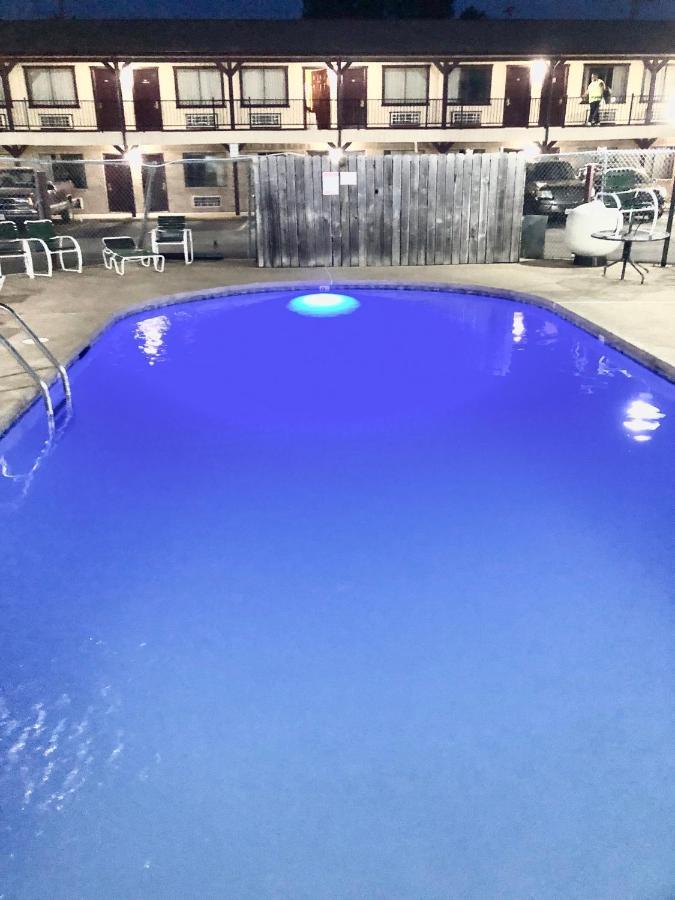 The Inn At Mexia Esterno foto